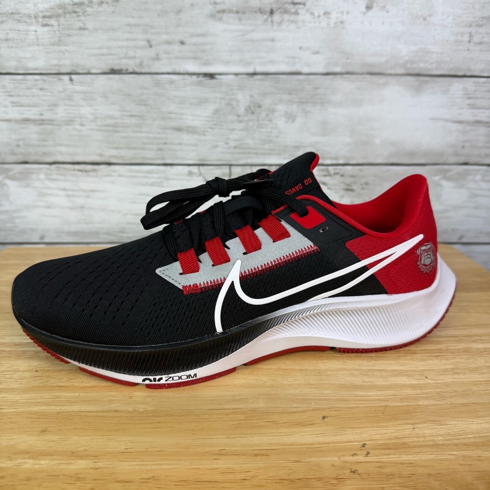 Georgia Bulldogs Nike Air Zoom Pegasus 38 sneakers Size 8